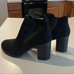 American Eagle Outfitters Black Ankle Platform Block-Heel Booties